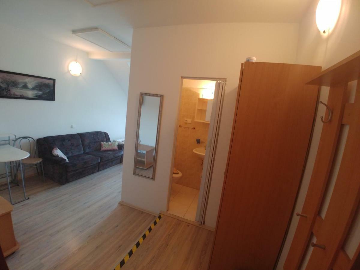 Kv Apartmans Varsavska Karlovy Vary Luaran gambar